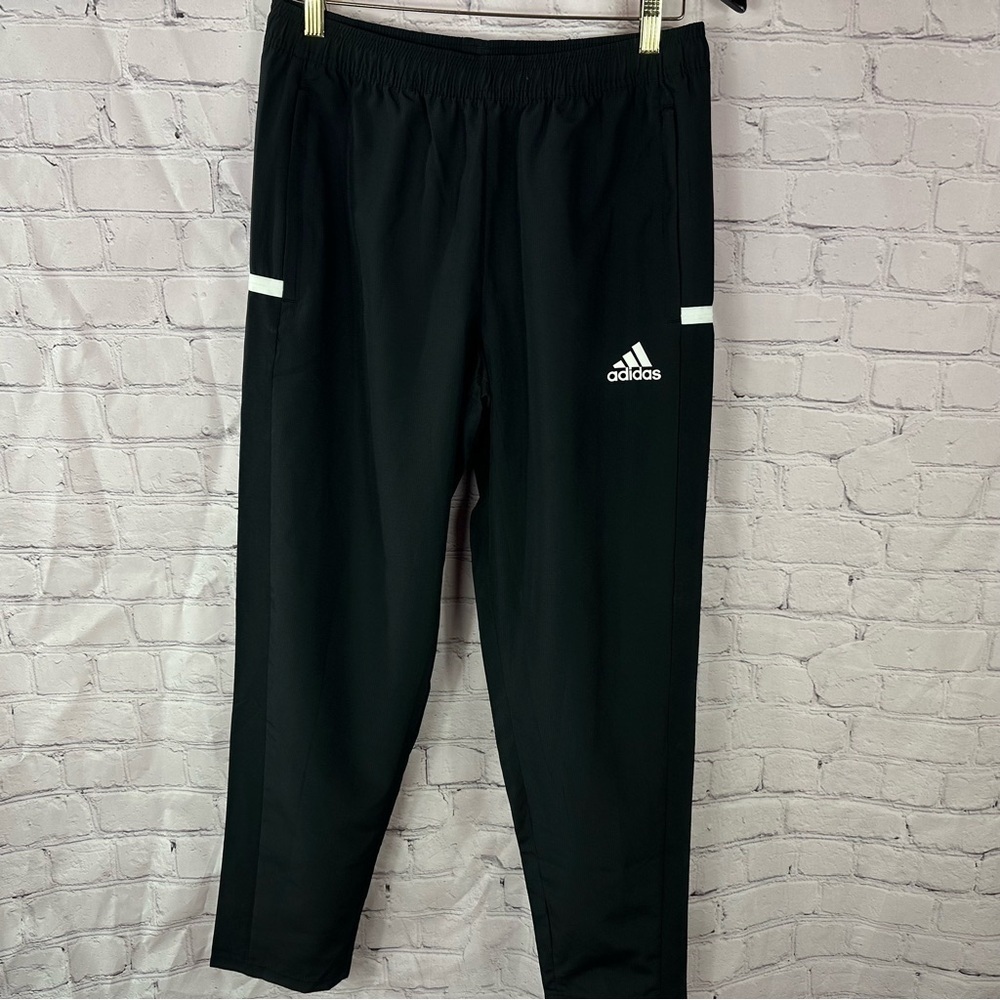 Adidas Black Track Pants sz M mens activewear outdoor workout sportswear DW6869